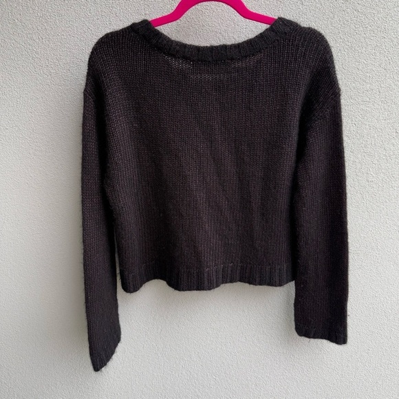 Peruvian Connection Black and Rose Alpaca Blend Crew Neck Sweater - Picture 3 of 8